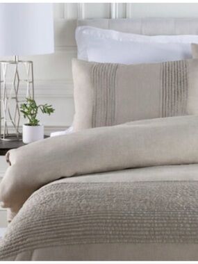 650$ New SURYA Upton Metallic Collection Linen Duvet Set Full/Queen